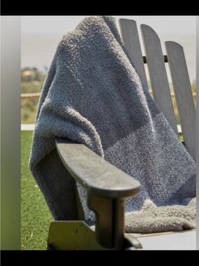 Barefoot Dreams Blanket